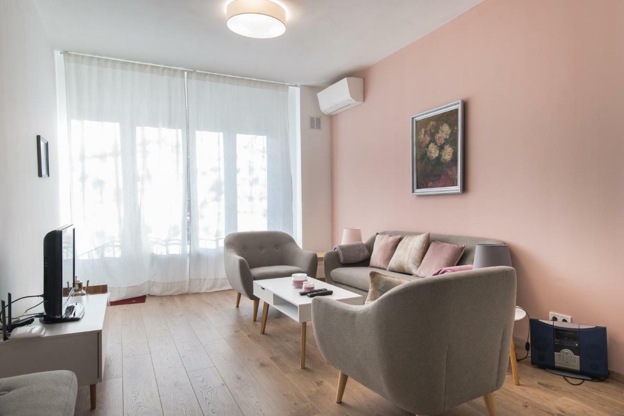Chic And Spacious Apartment In Central Sofia - Patriarh Evtimiy By Flat Mаnager Zewnętrze zdjęcie