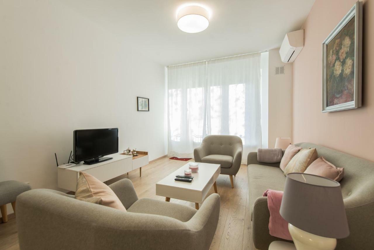 Chic And Spacious Apartment In Central Sofia - Patriarh Evtimiy By Flat Mаnager Zewnętrze zdjęcie